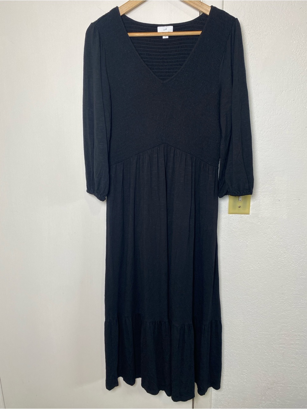 J.Jill Tiered Flounced-Hem Midi Dress Medium Black Minimalist Quiet Luxury - Picture 2 of 8